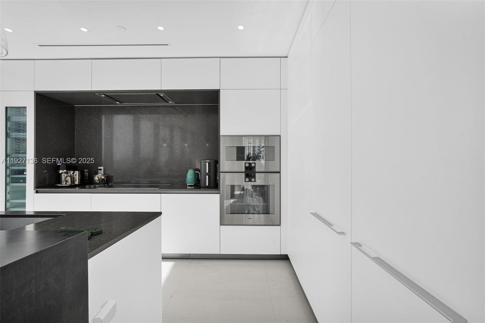 ASTON MARTIN RESIDENCES - Residential Lease