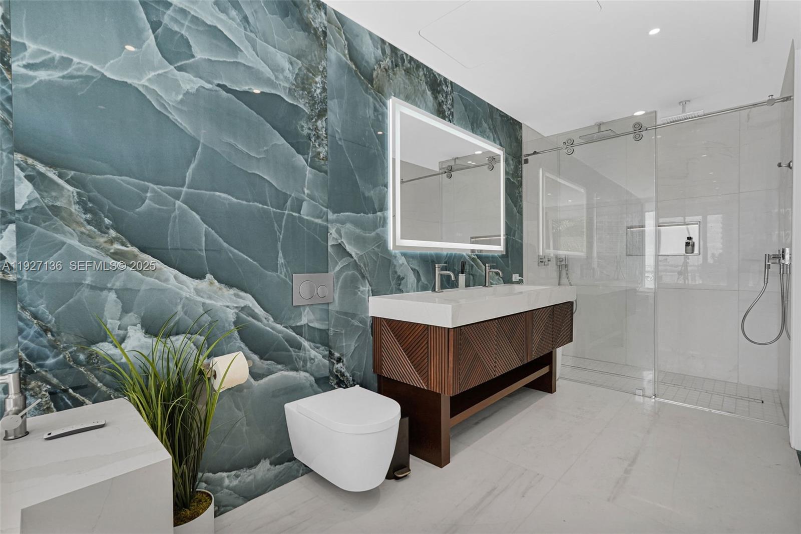 ASTON MARTIN RESIDENCES - Residential Lease