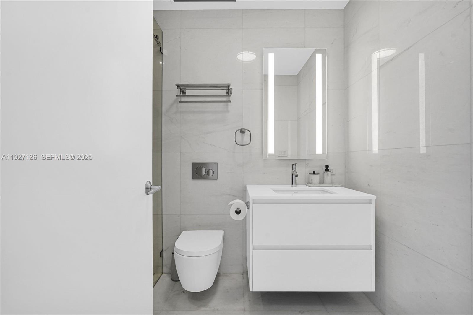 ASTON MARTIN RESIDENCES - Residential Lease