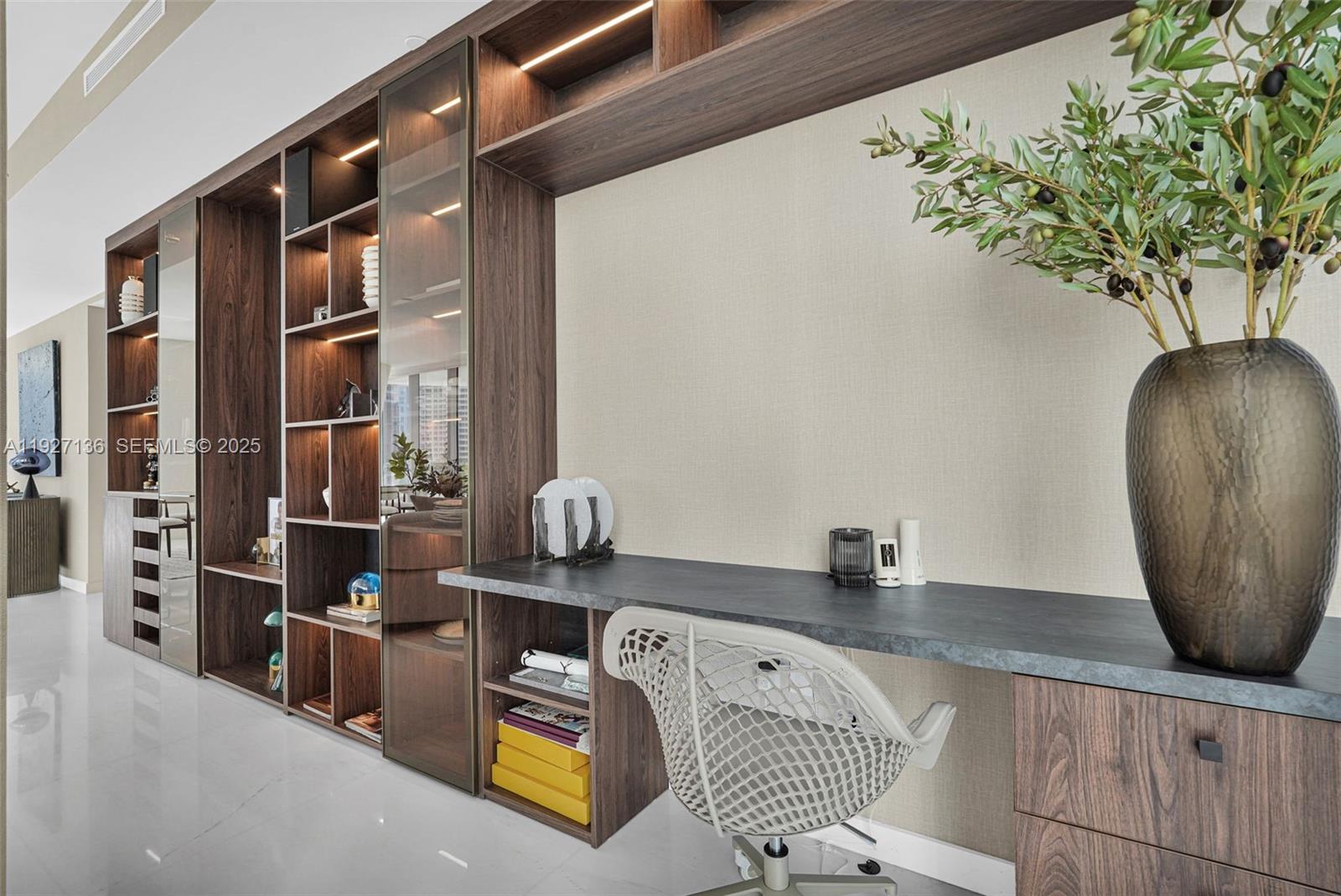 ASTON MARTIN RESIDENCES - Residential Lease