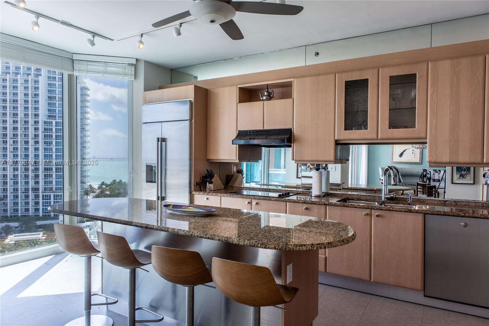 Rental Property at 300 S Pointe Dr 1502, Miami Beach, Miami-Dade County, Florida - Bedrooms: 2 
Bathrooms: 3  - $12,500 MO.