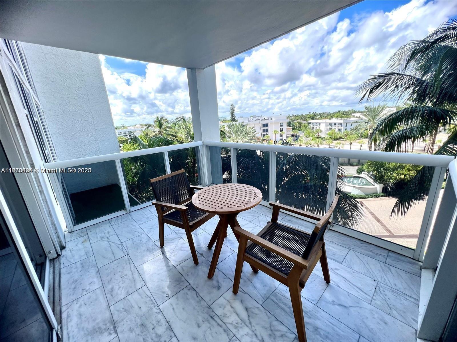 HARBOUR HOUSE - Residential