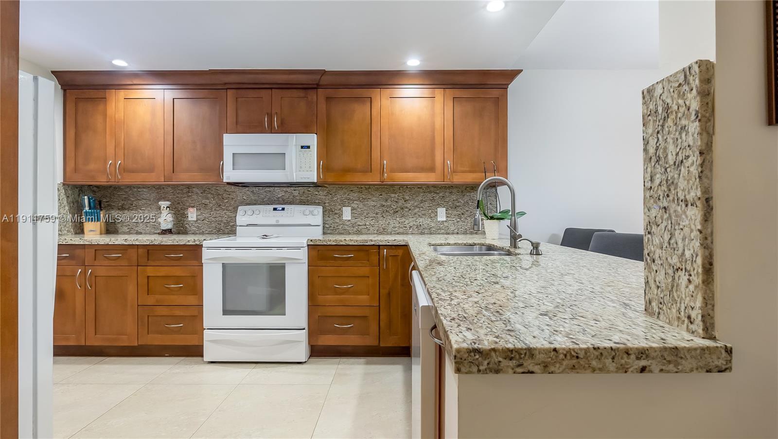 WOODMONT APT HOMES 67A - Residential