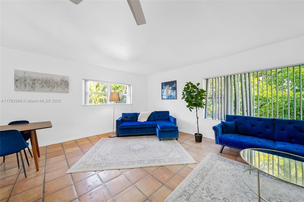 Photo of 312 NE 16th Ter #E, Fort Lauderdale, FL 33301 (MLS # A11763386)