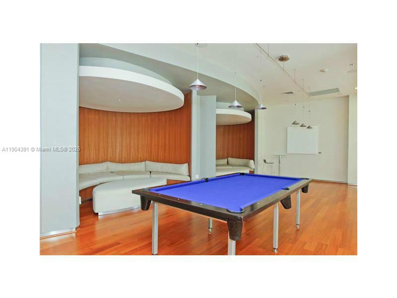 HARBOUR HOUSE CONDO - Residential Lease