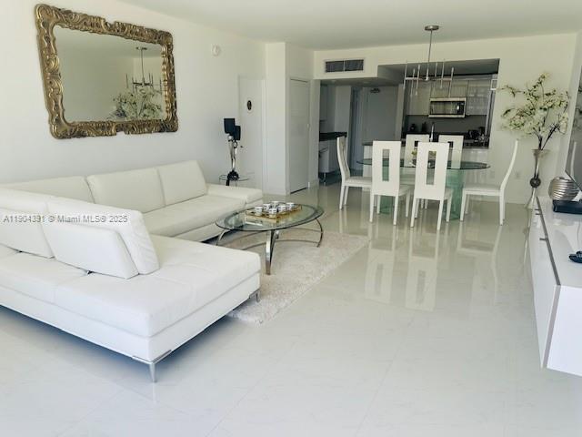 HARBOUR HOUSE CONDO - Residential Lease