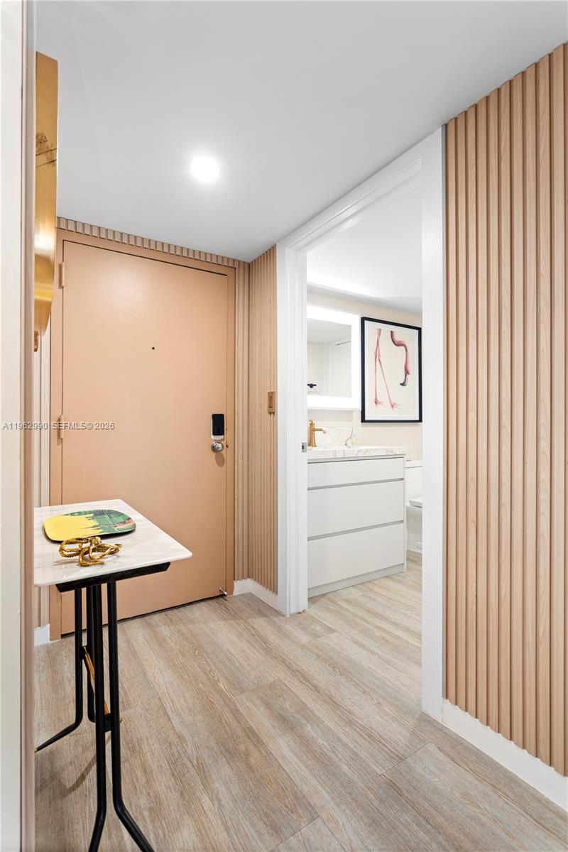 WEST BAY PLAZA CONDO - Residential