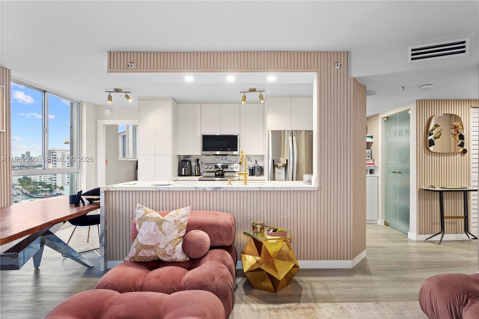 WEST BAY PLAZA CONDO - Residential