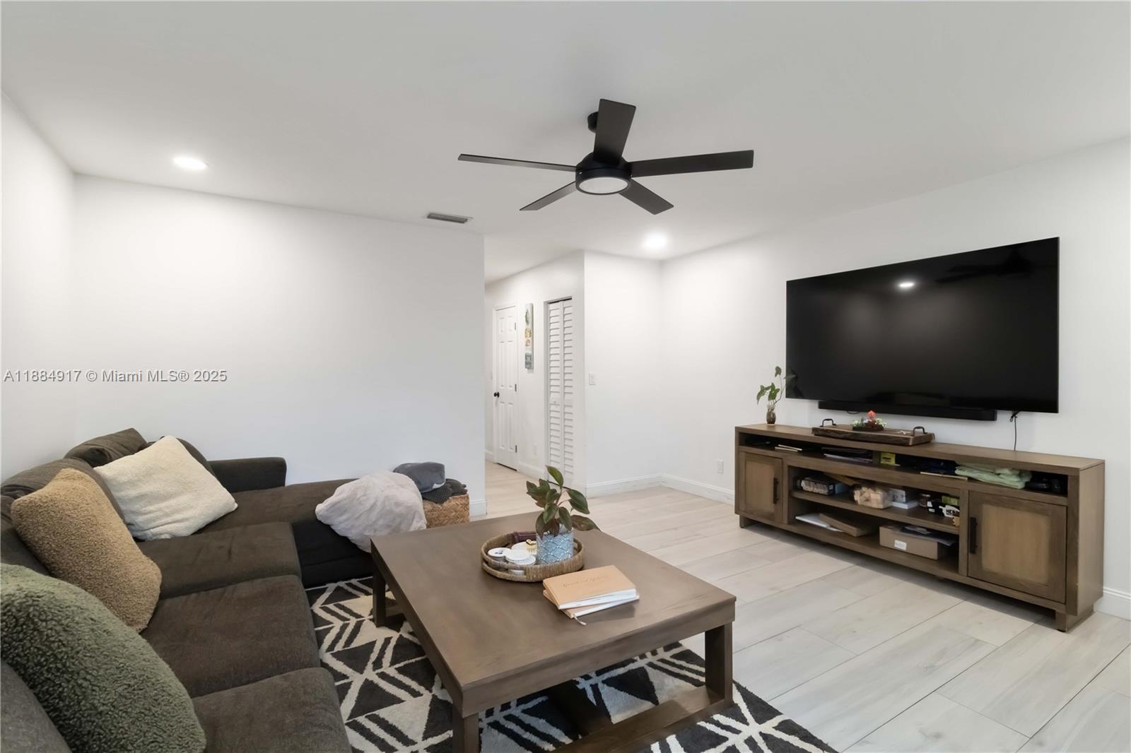 ROCK CREEK PHASE TWO - Residential Lease
