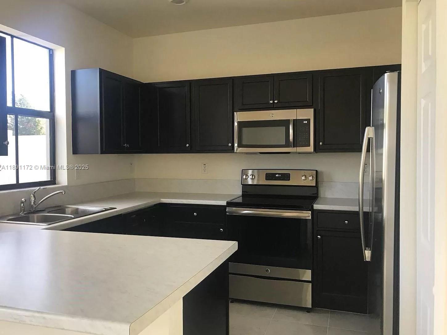 AQUABELLA SECTION ONE - Residential Lease