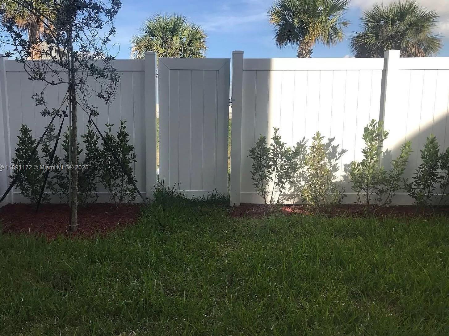 AQUABELLA SECTION ONE - Residential Lease