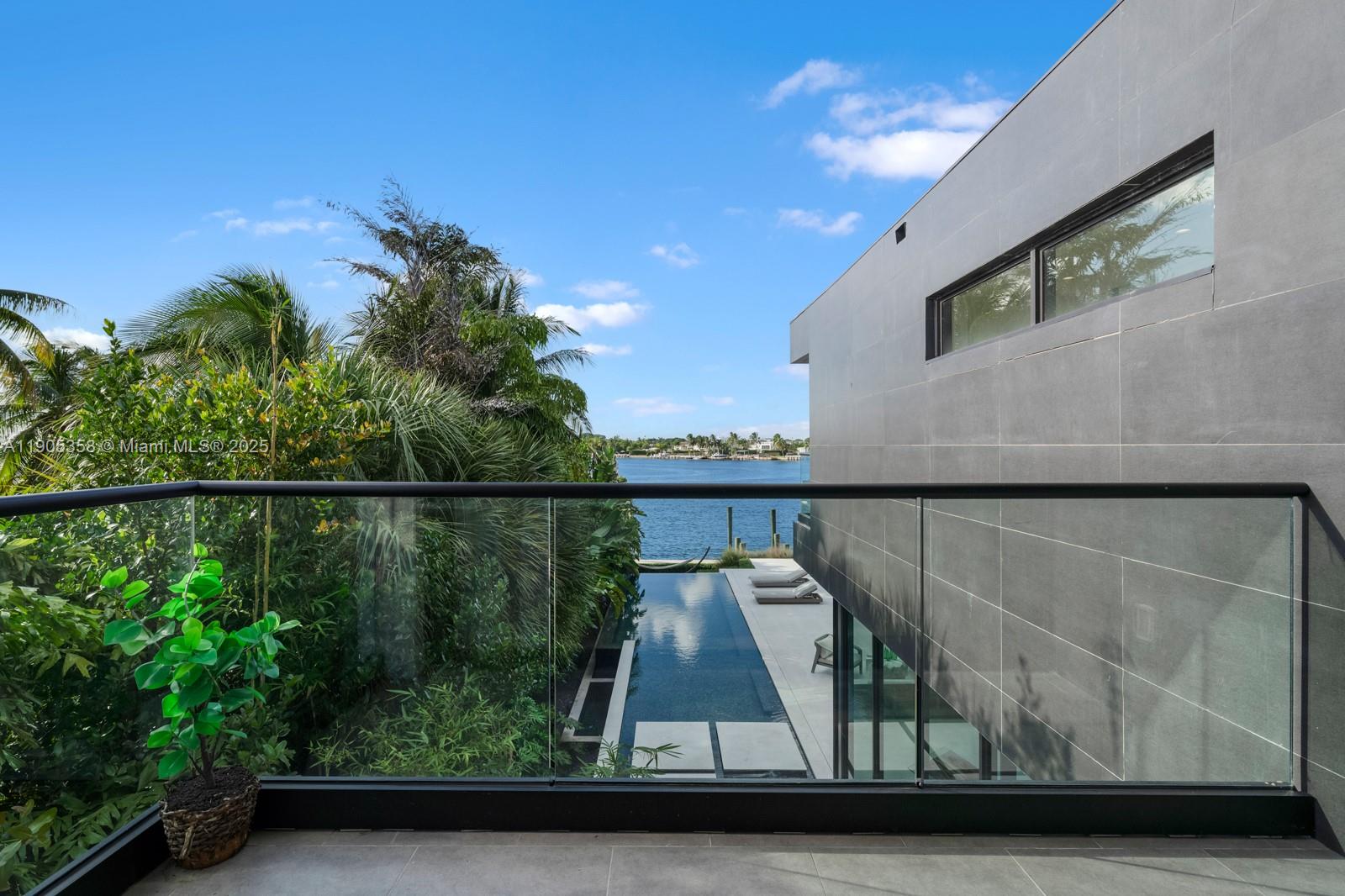 BISCAYNE POINT - Residential