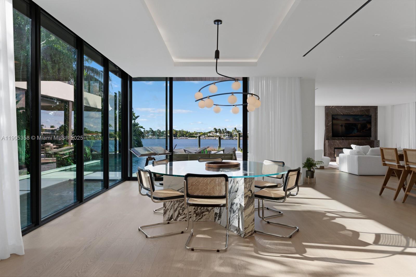 BISCAYNE POINT - Residential