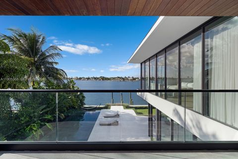 1165 N Biscayne Point Rd Miami Beach FL 33141