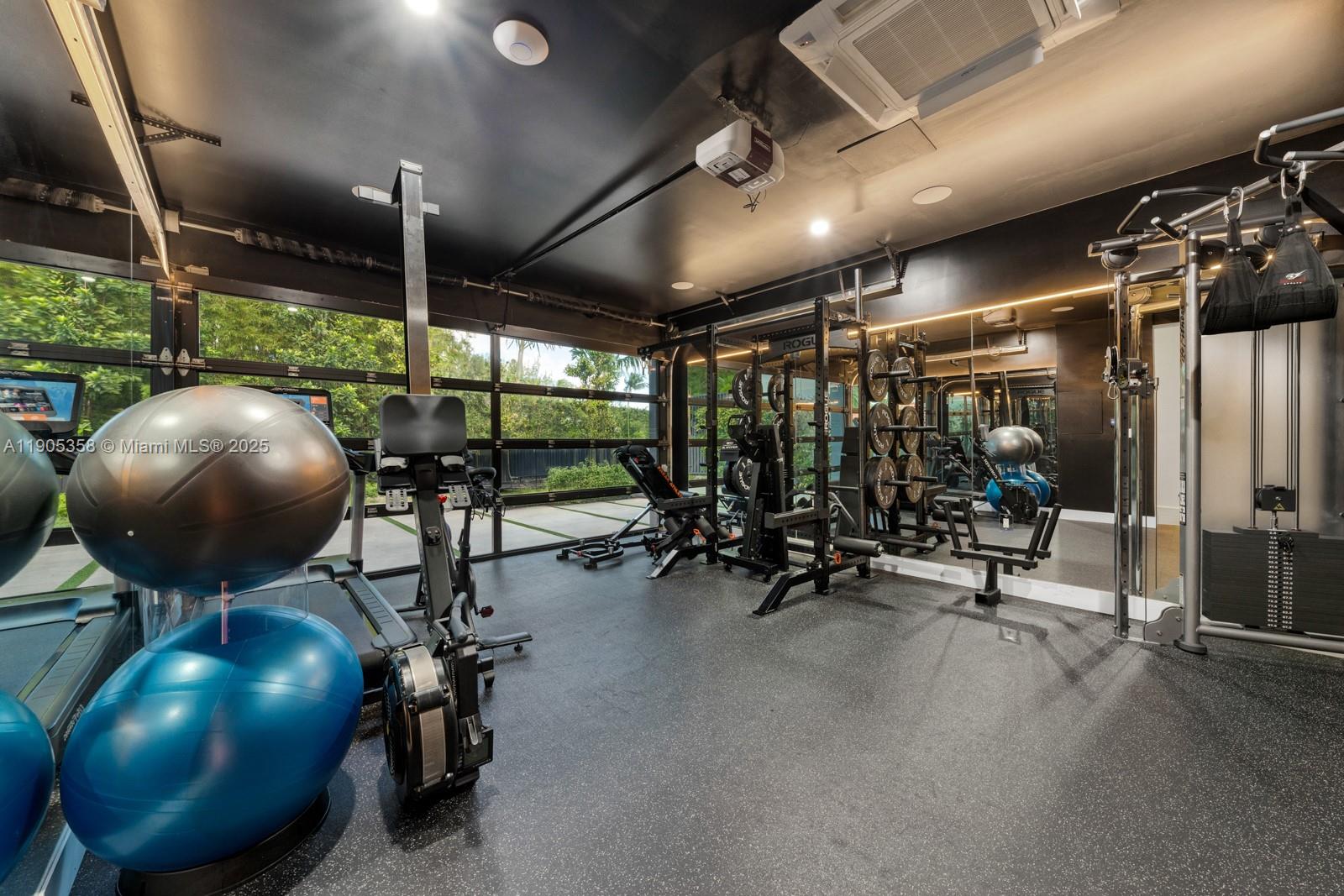 BISCAYNE POINT - Residential