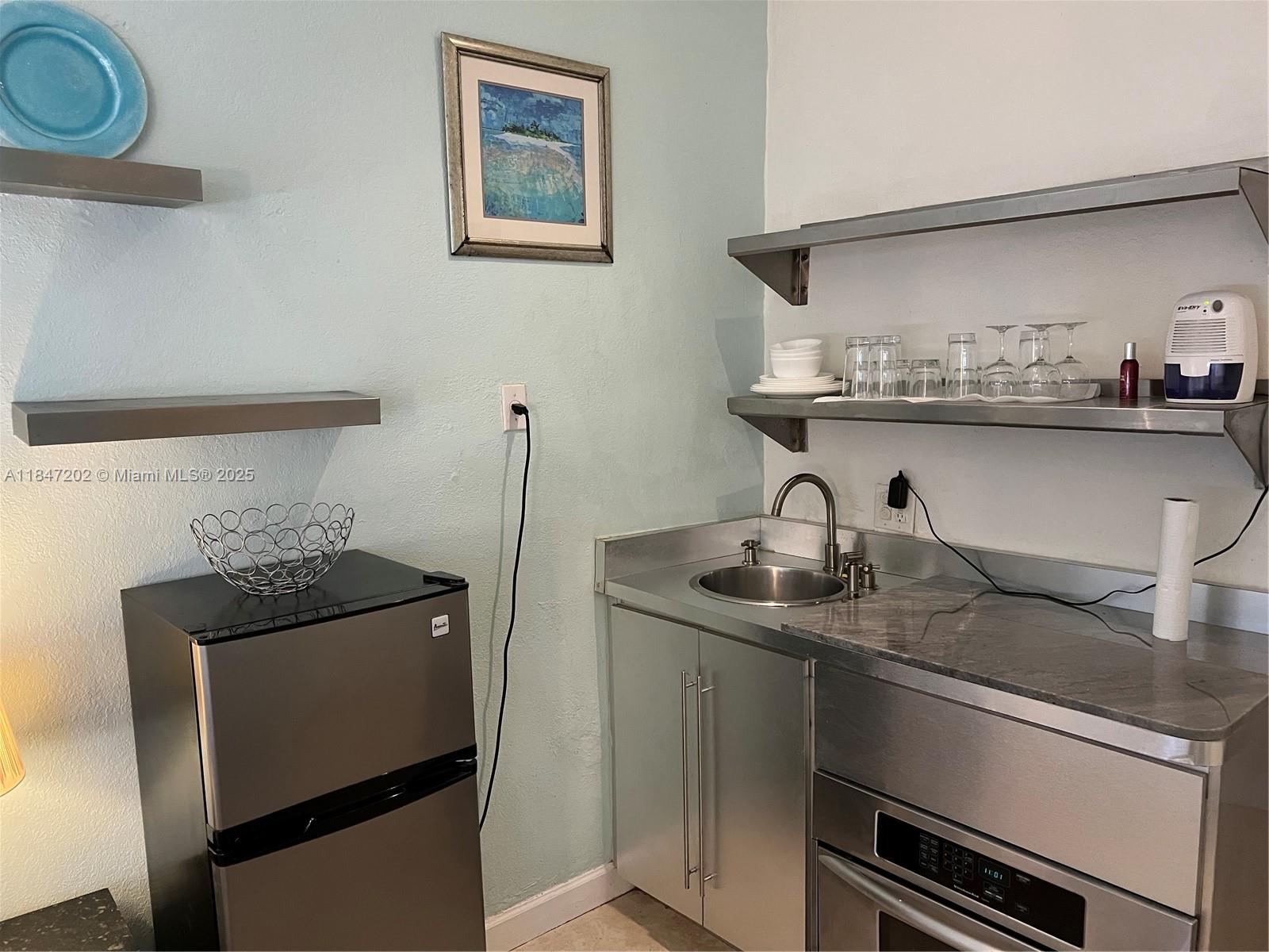 RIVERVIEW VILLAS CONDO - Residential