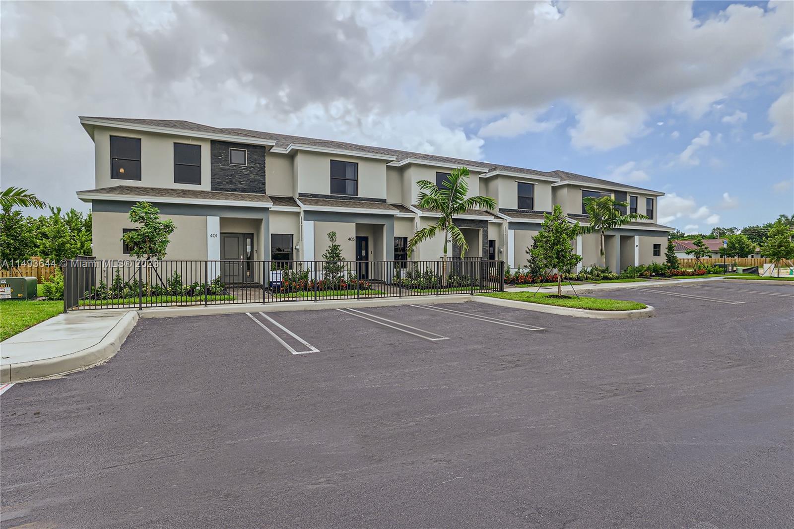 Sebastian Isles - Residential