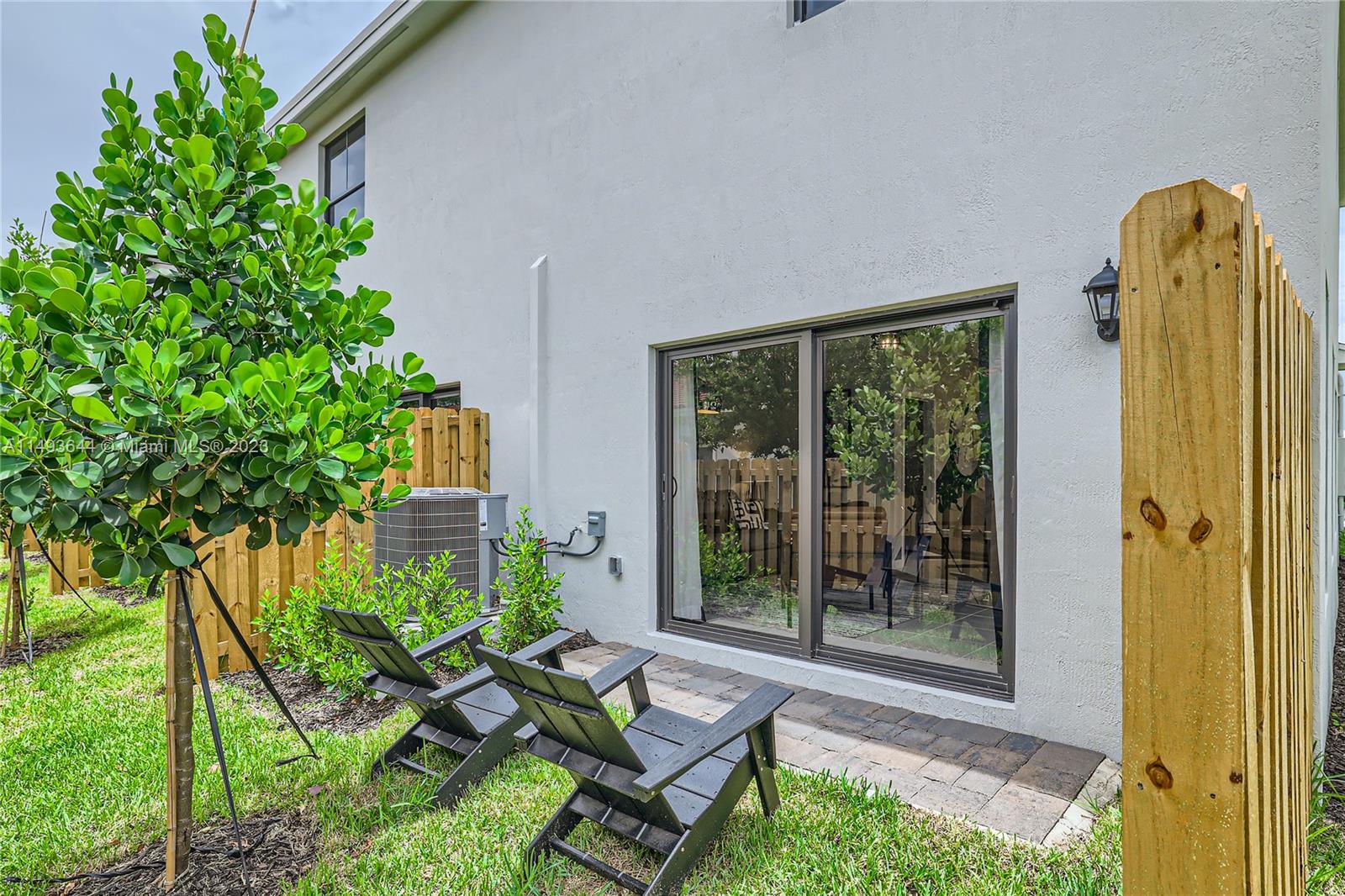 Sebastian Isles - Residential