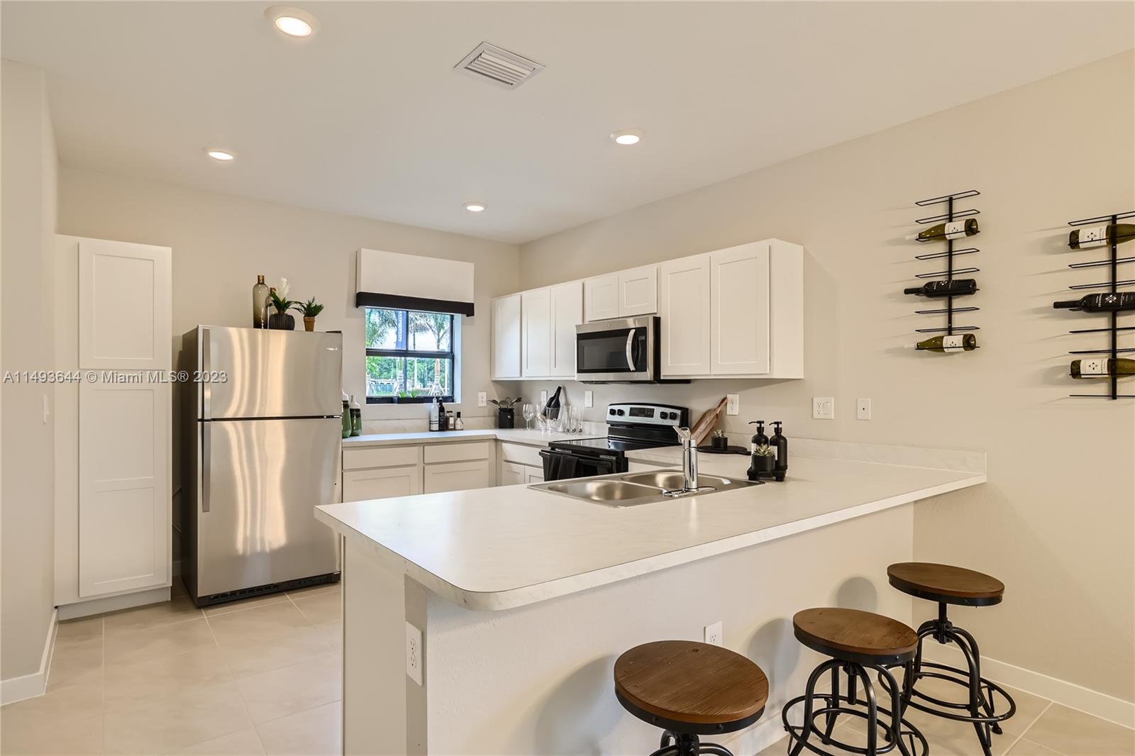 Sebastian Isles - Residential