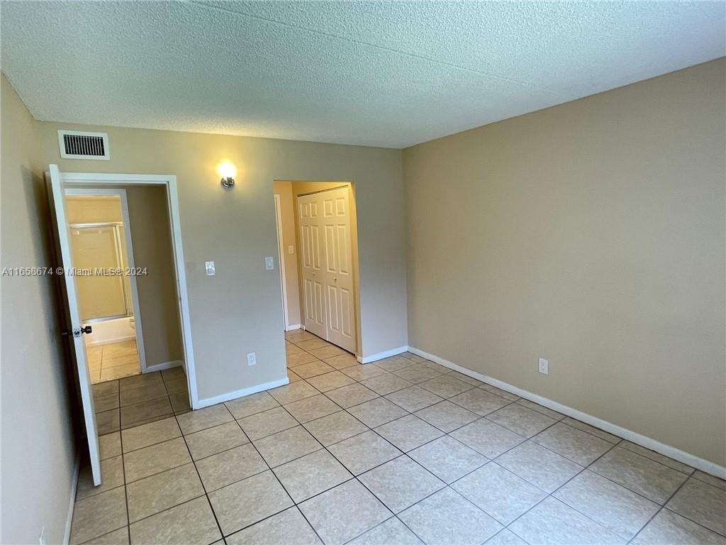 HAMPTON COURT CONDO - Residential