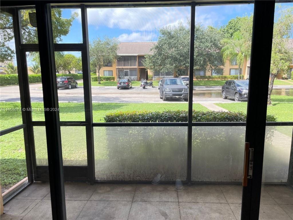 HAMPTON COURT CONDO - Residential