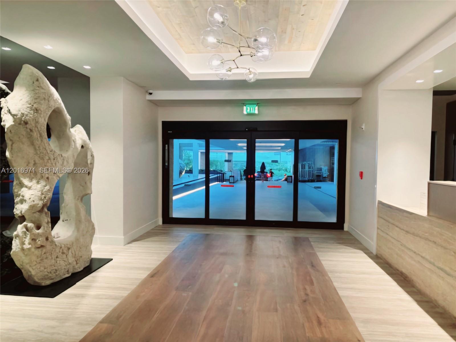 RONEY PALACE CONDO - Residential Lease