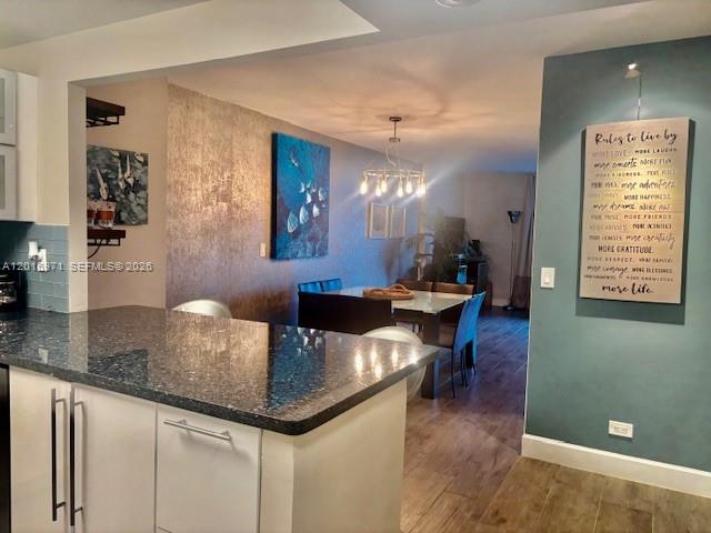 RONEY PALACE CONDO - Residential Lease
