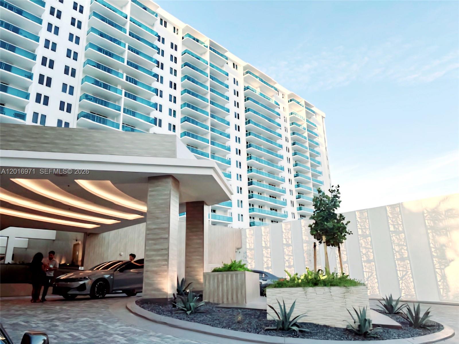 RONEY PALACE CONDO - Residential Lease