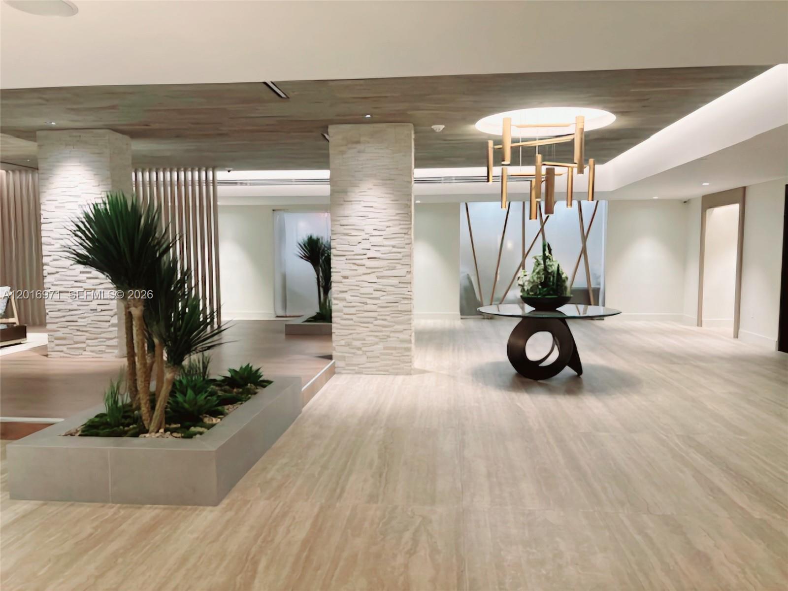 RONEY PALACE CONDO - Residential Lease