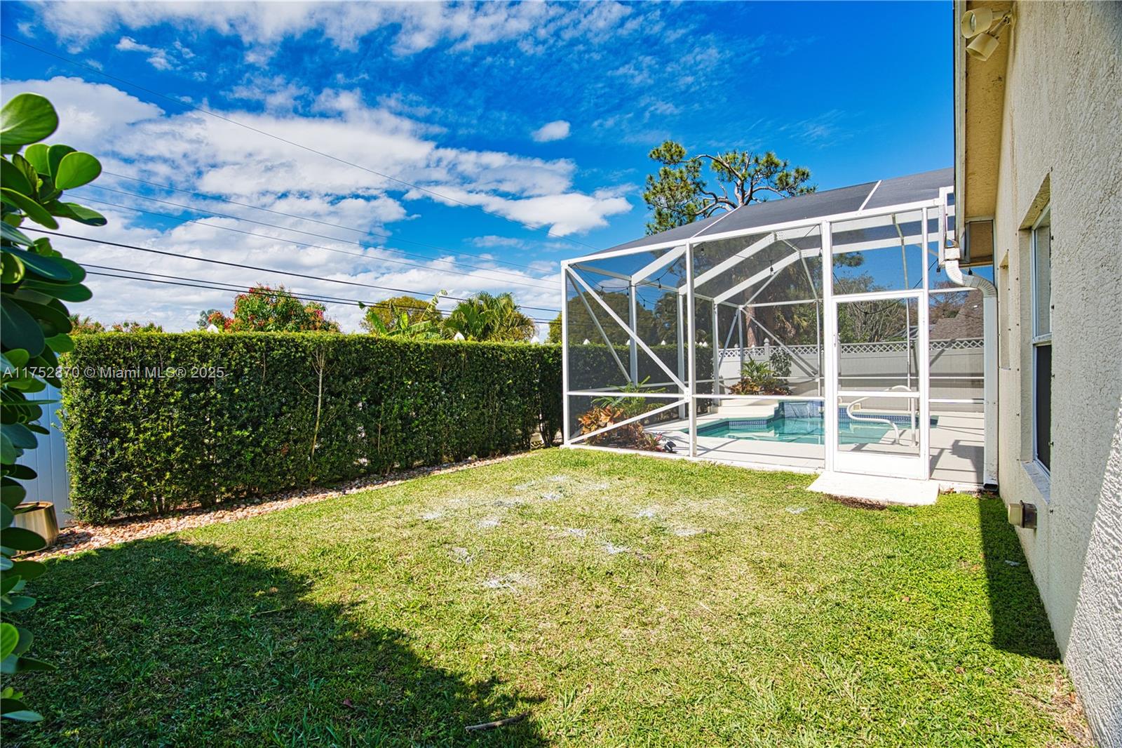 CLOCKTOWER HAMMOCK - Residential Lease