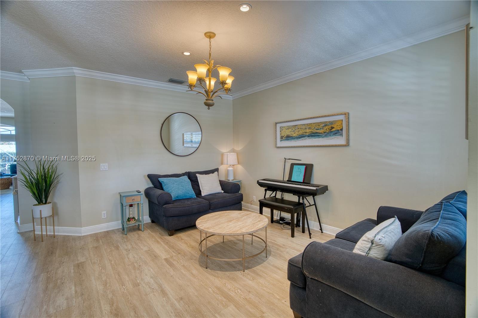 CLOCKTOWER HAMMOCK - Residential Lease