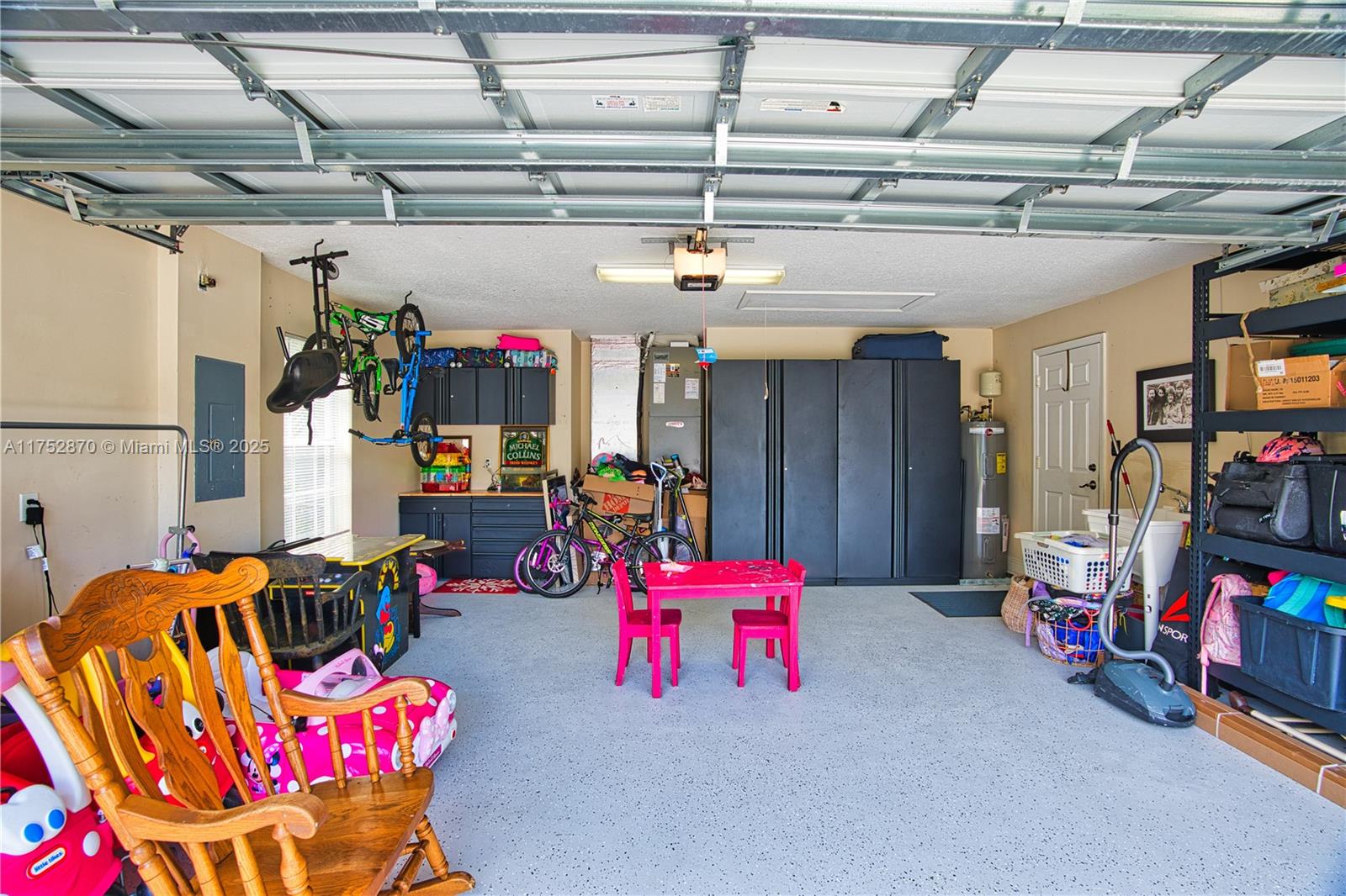 CLOCKTOWER HAMMOCK - Residential Lease