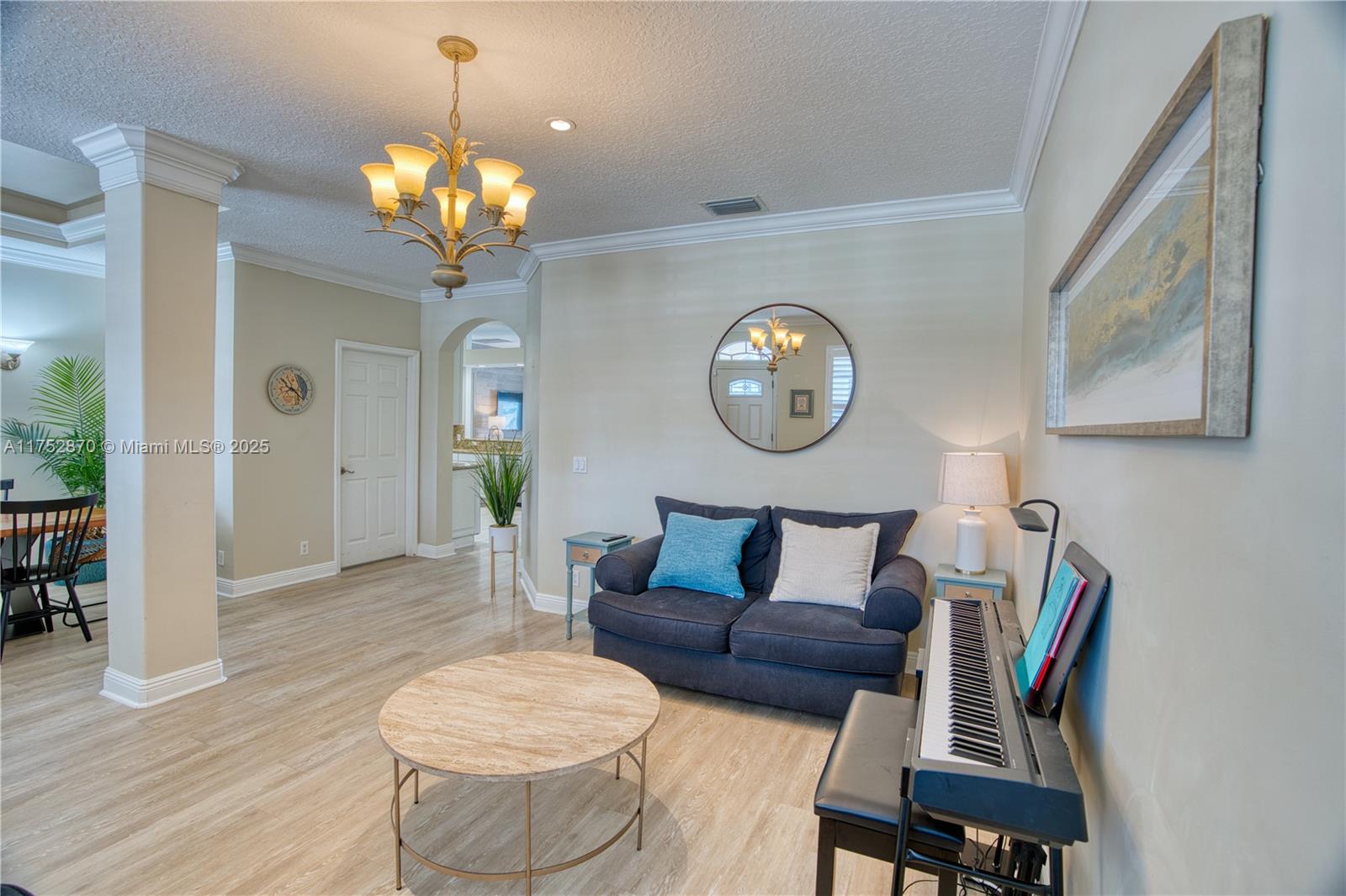 CLOCKTOWER HAMMOCK - Residential Lease