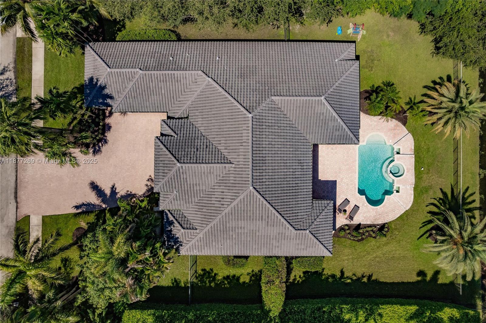 KAPOK GROVE ESTATES - Residential