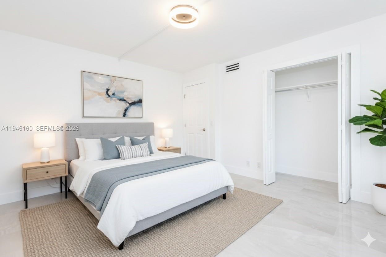 GARDENS AT BONAVENTURE 14 - Residential