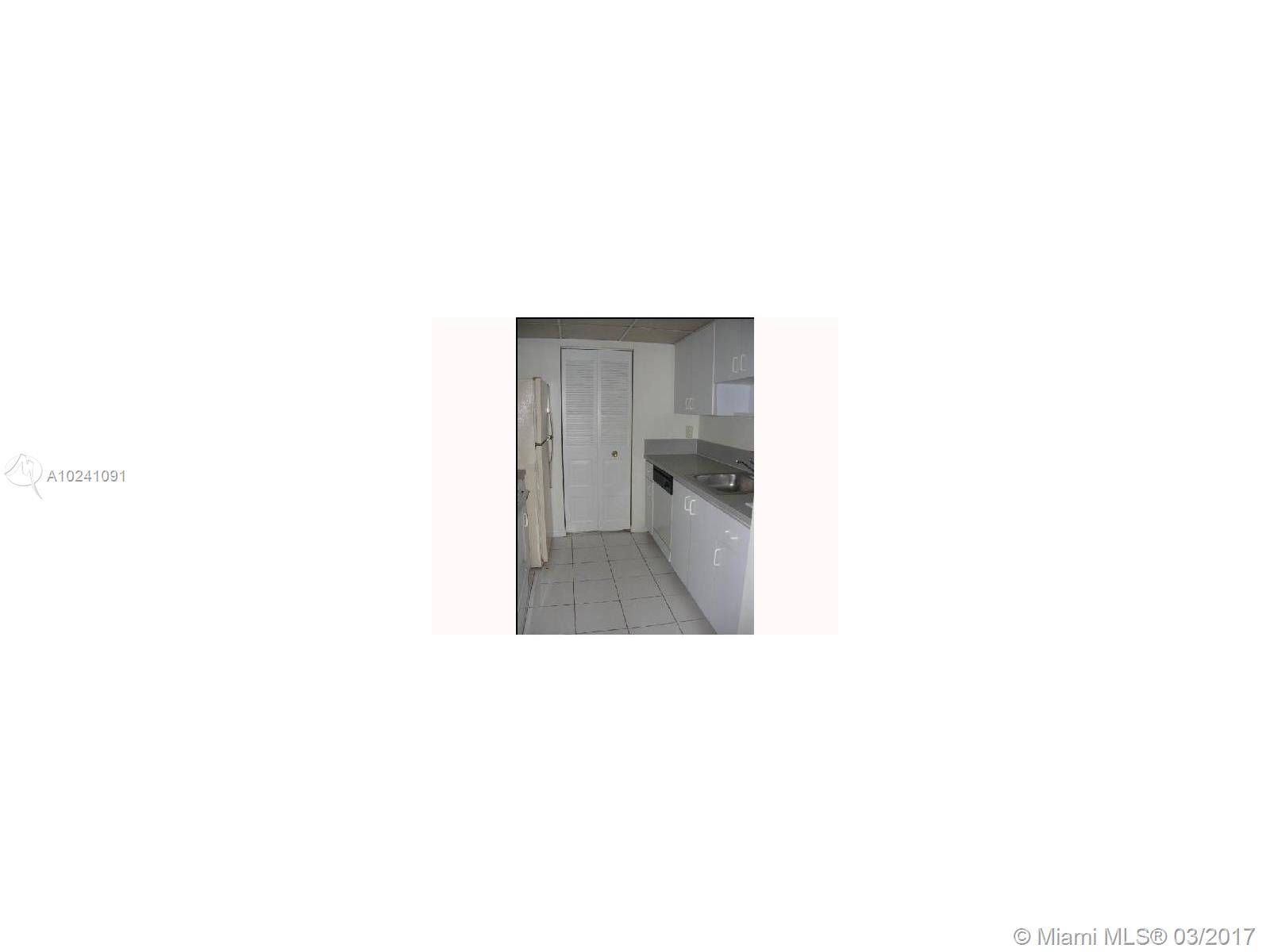 Palm Village Club Condo - Residential Lease