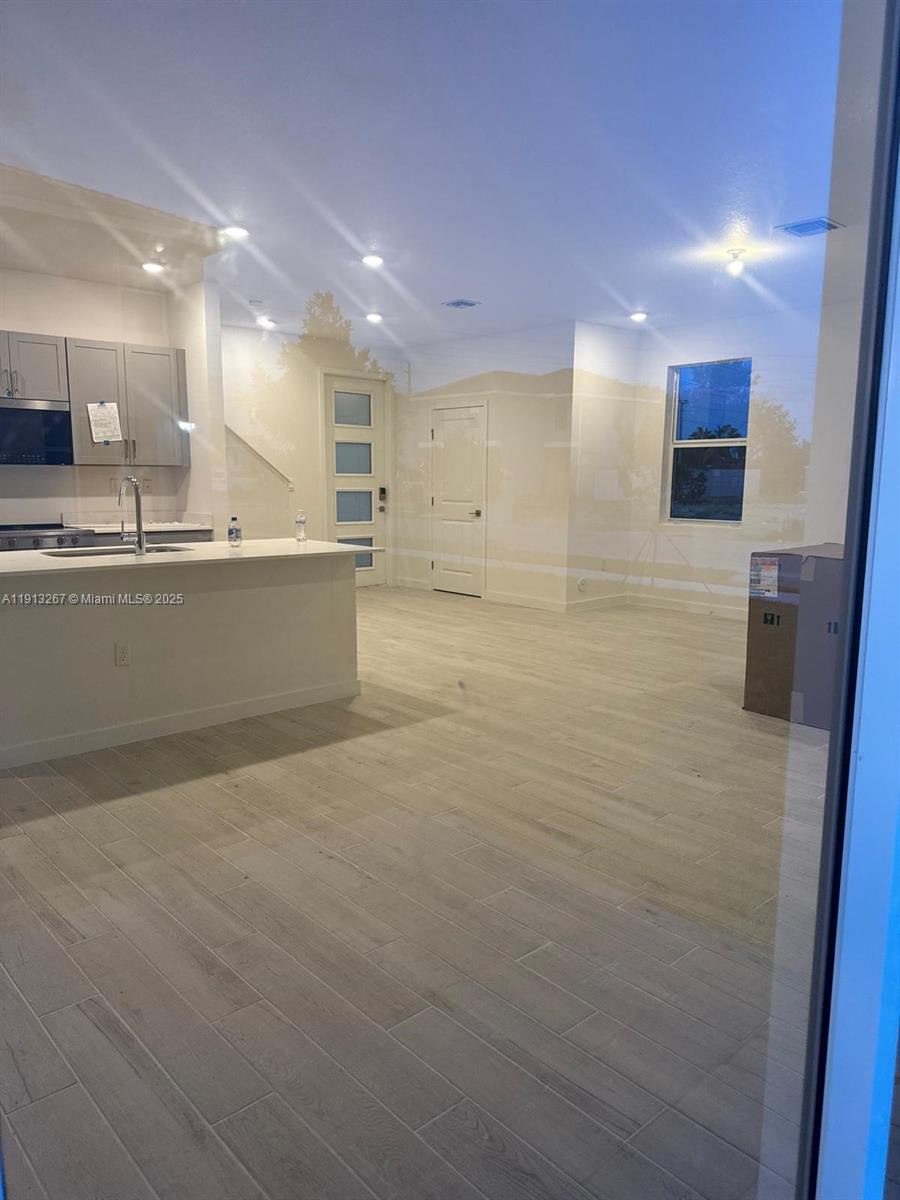 TENNESSEE ESTATES - Residential Lease