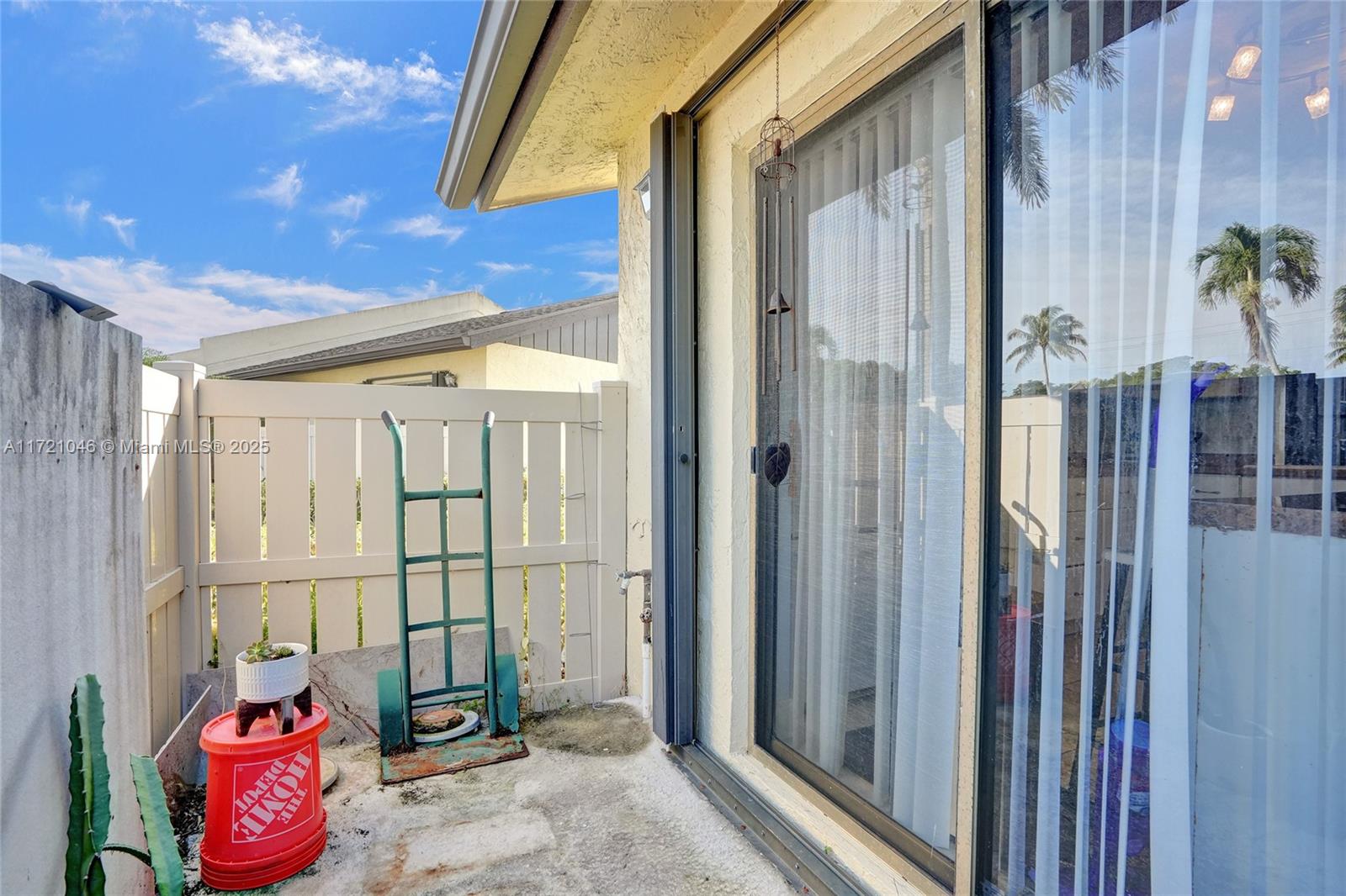 WOODLAKE ISLES - Residential