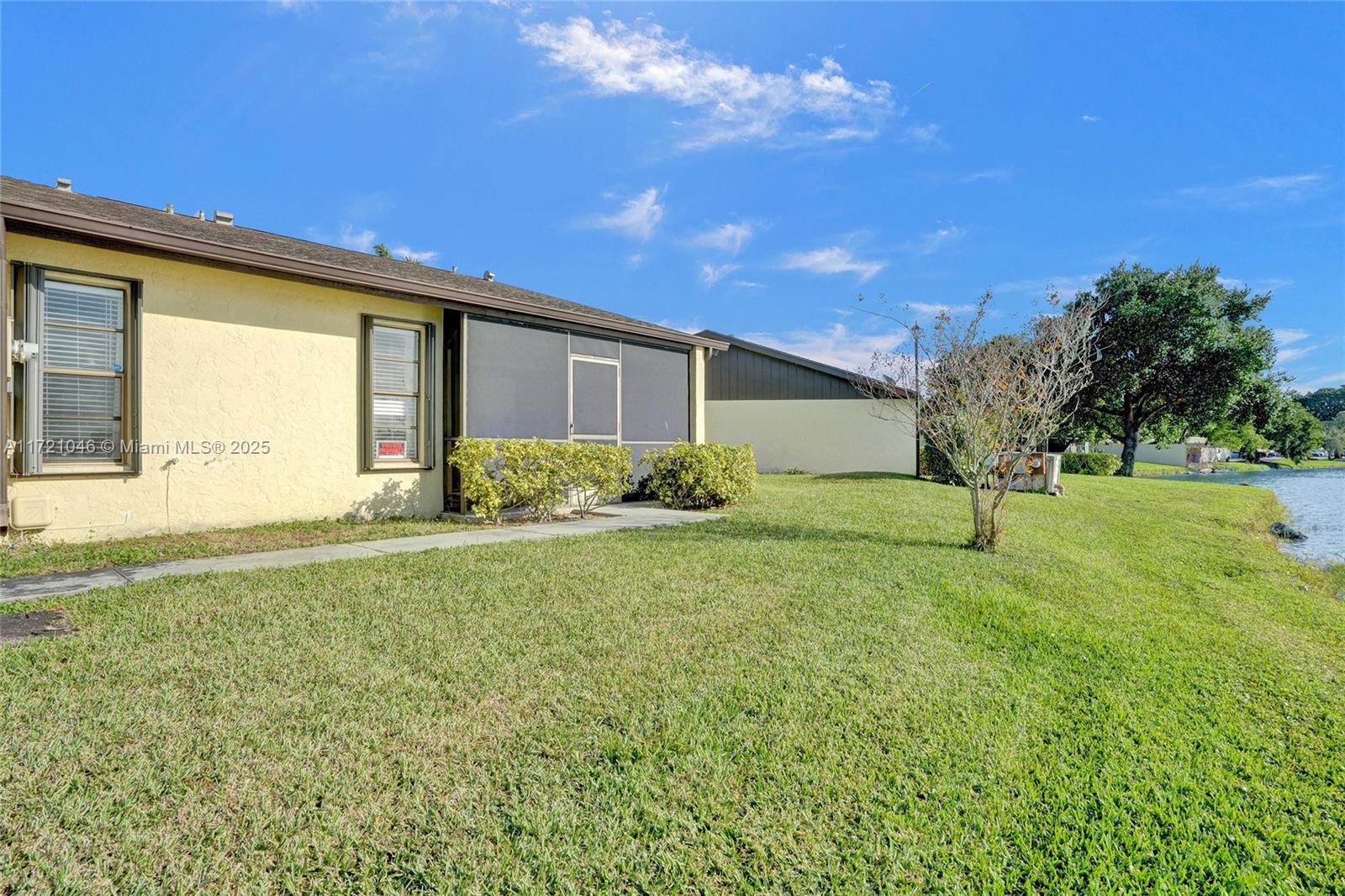 WOODLAKE ISLES - Residential