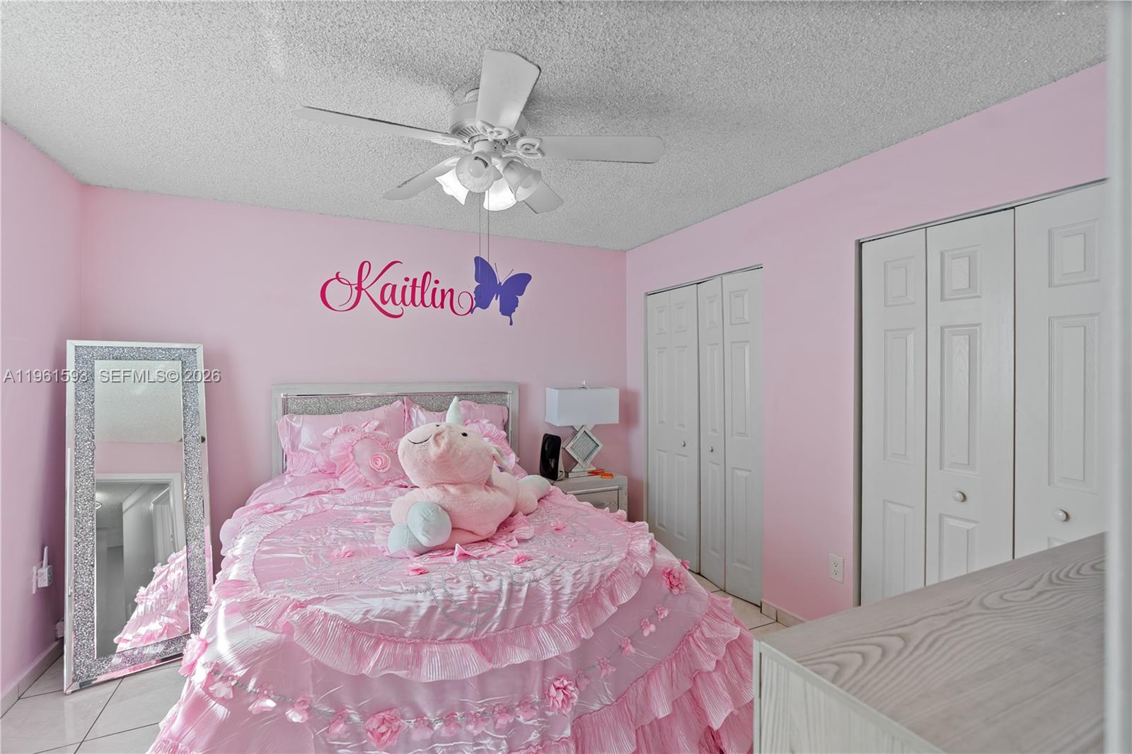 LES CHATEAUX AT INTL GARD - Residential