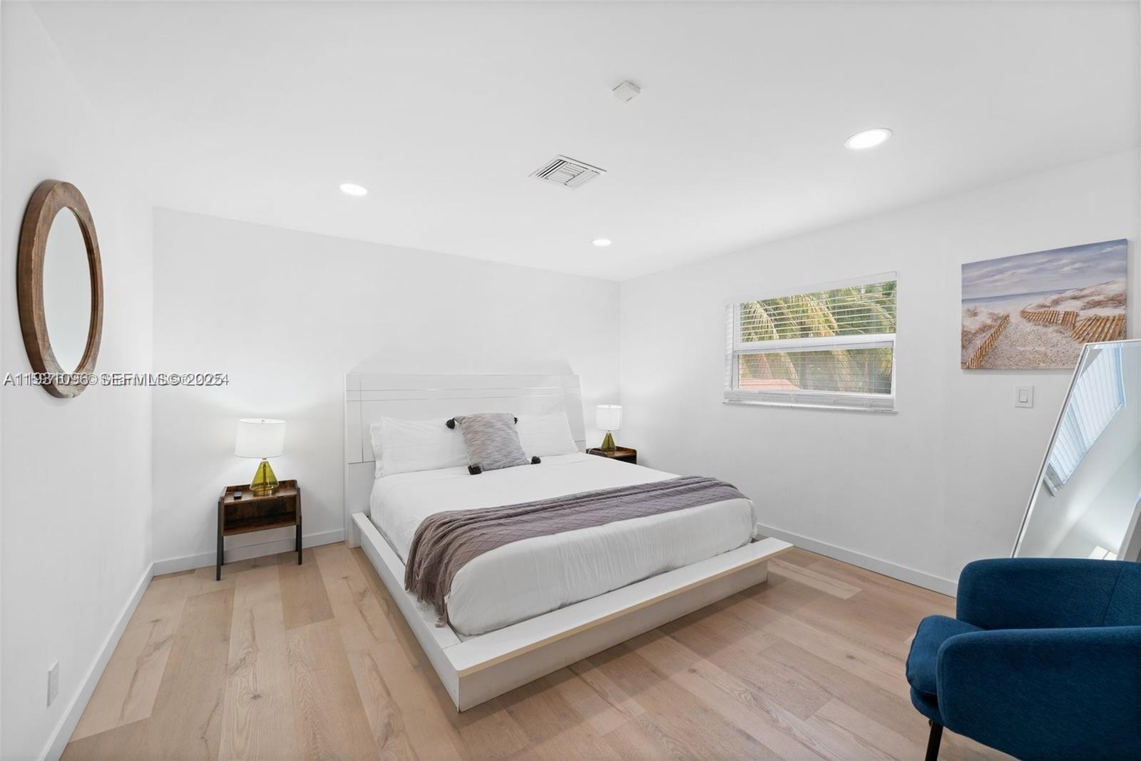 GOLDEN ISLES ESTATES FIRS - Residential