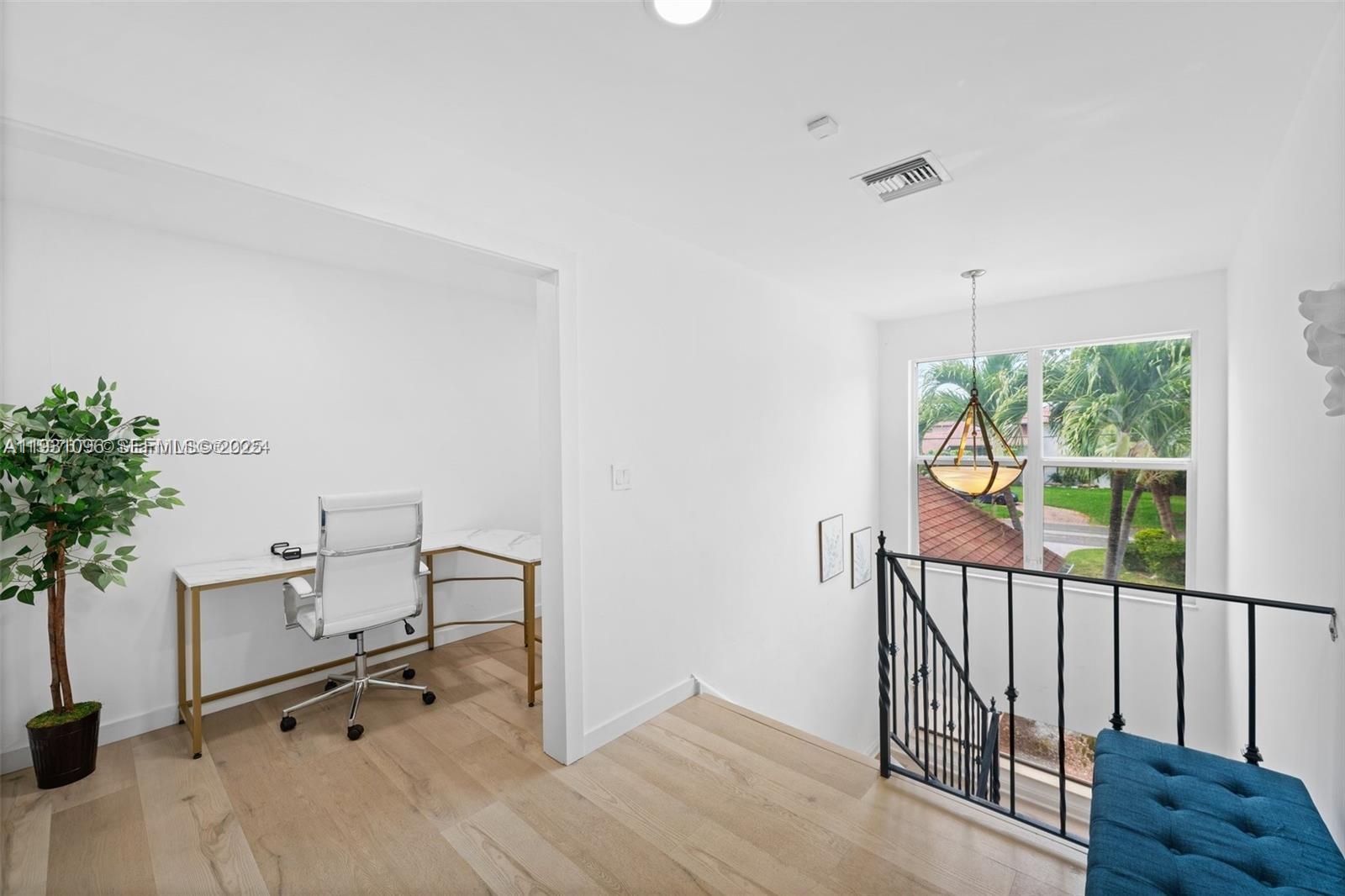 GOLDEN ISLES ESTATES FIRS - Residential