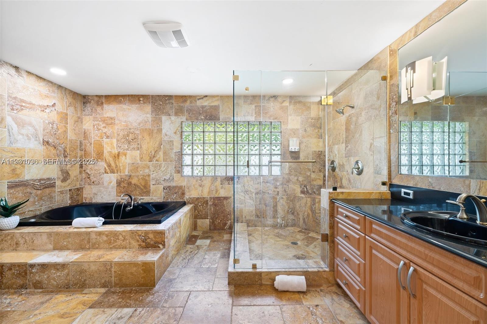 GOLDEN ISLES ESTATES FIRS - Residential