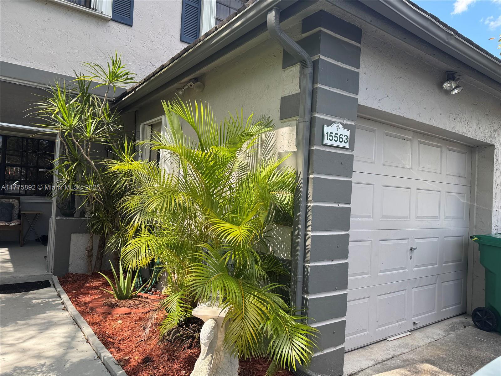 15563 Sw 110th Ter 15563, Miami, Broward County, Florida - 3 Bedrooms  
3 Bathrooms - 