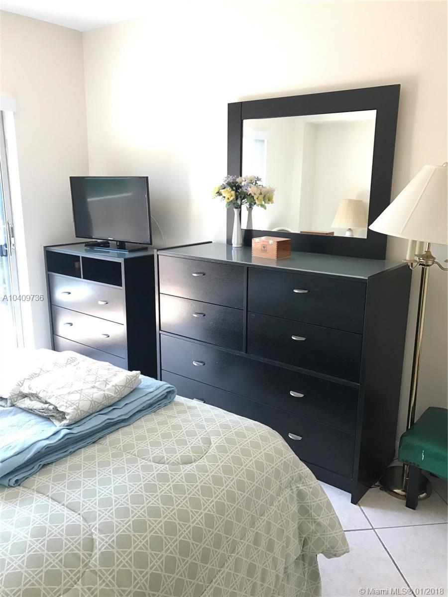 THE ISLES CONDO - Residential Lease