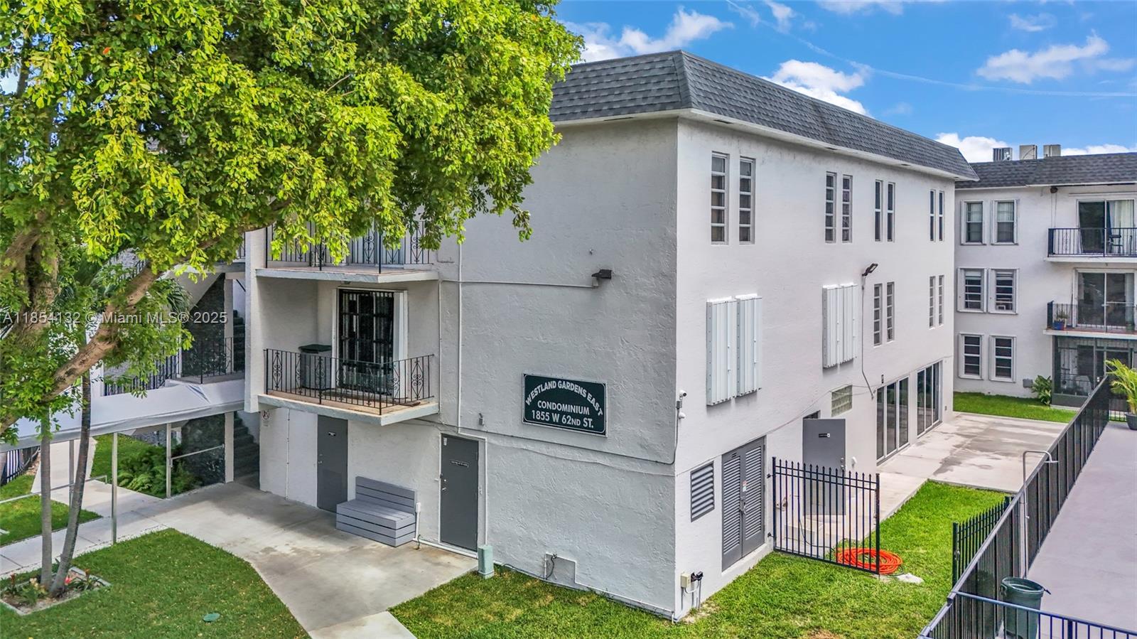 WESTLAND GARDENS EAST CON - Residential