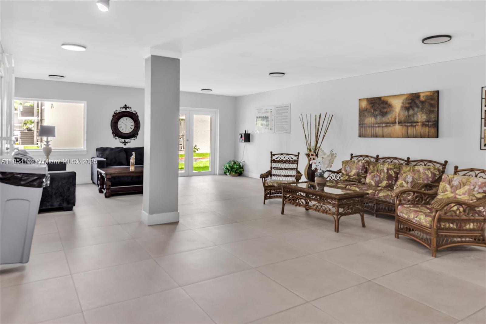 WESTLAND GARDENS EAST CON - Residential