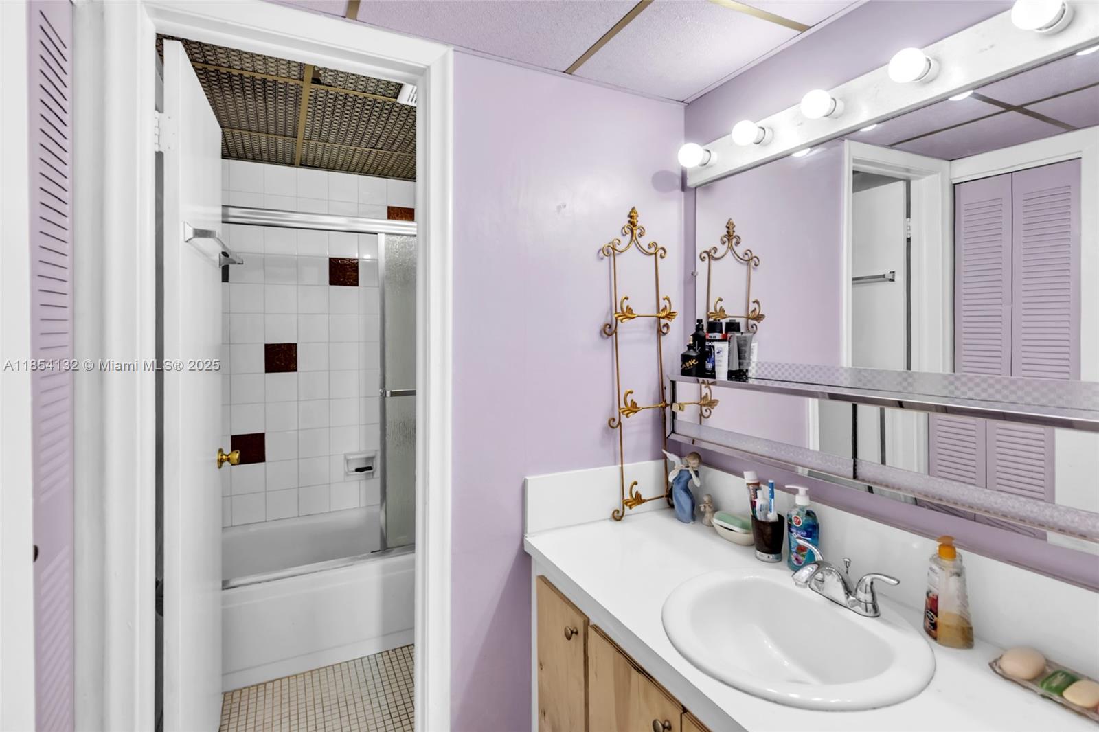 WESTLAND GARDENS EAST CON - Residential