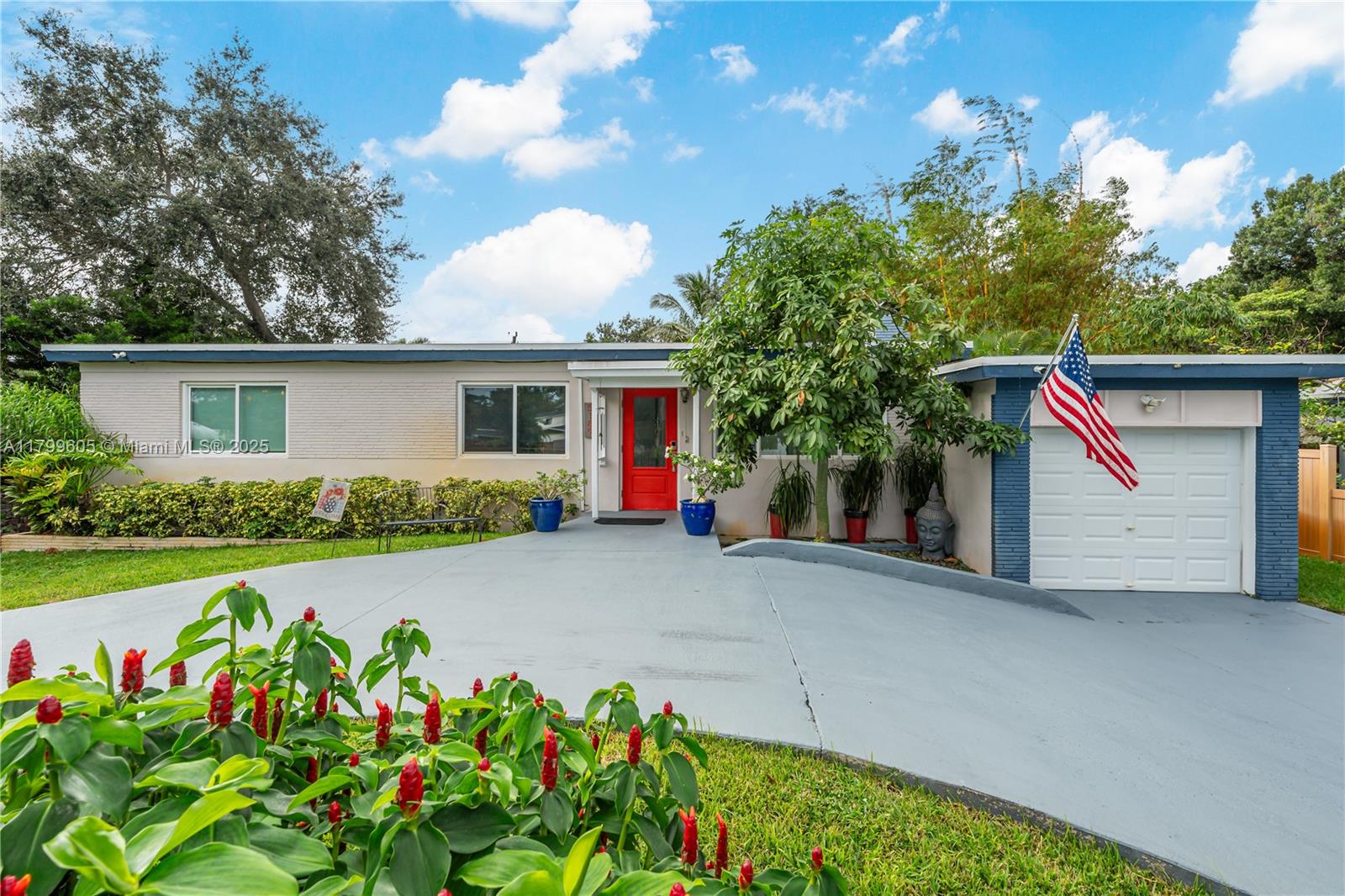 5189 Sw 28th Ave, Dania Beach, Miami-Dade County, Florida - 3 Bedrooms  
2 Bathrooms - 