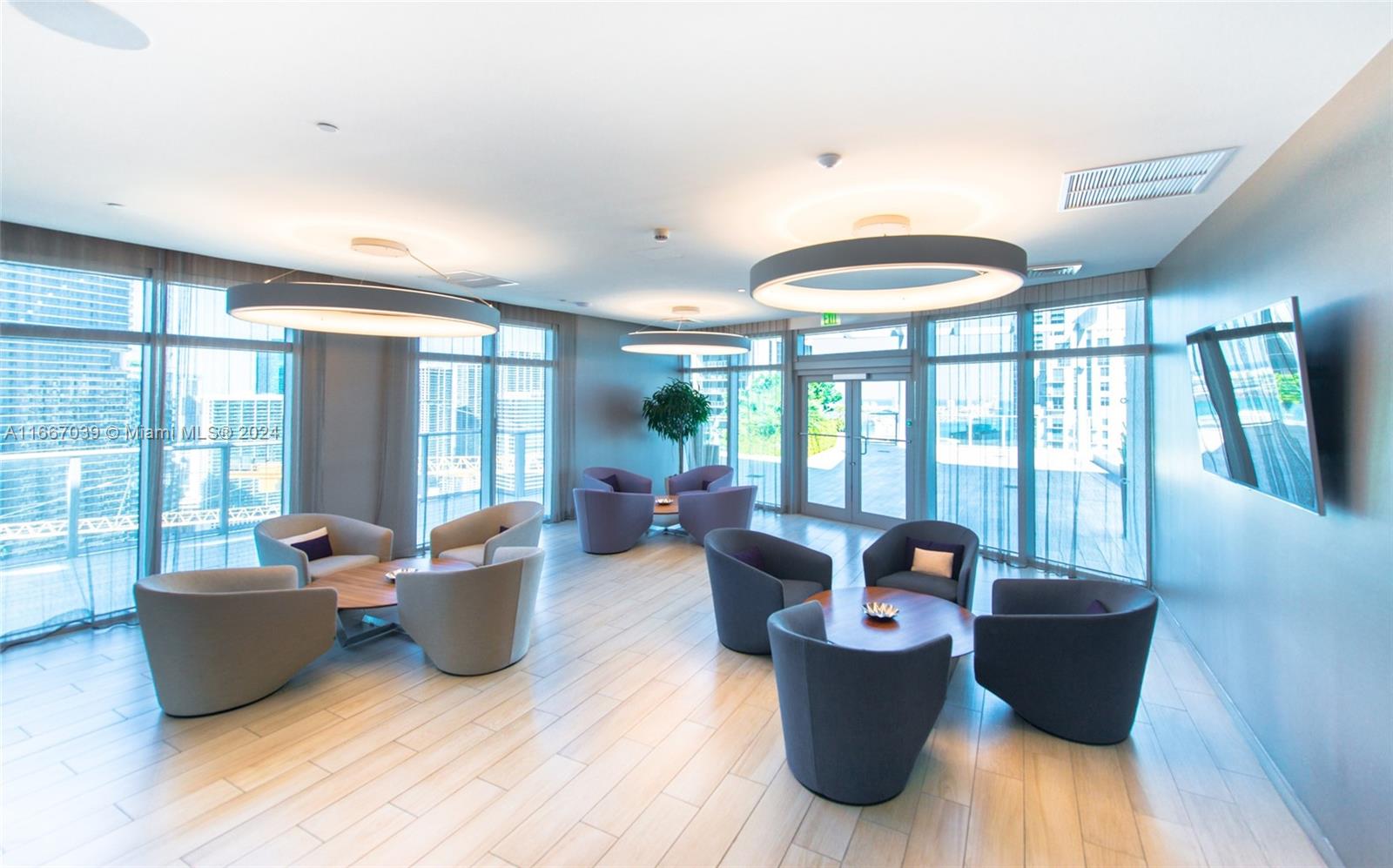 1100 MILLECENTO RESIDENCE - Residential Lease
